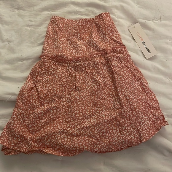 URBAN Romantics Dresses & Skirts - Pink skirt with shorts